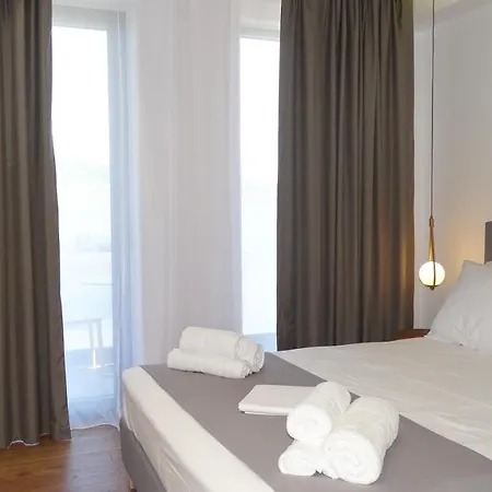 Valmar Hotel