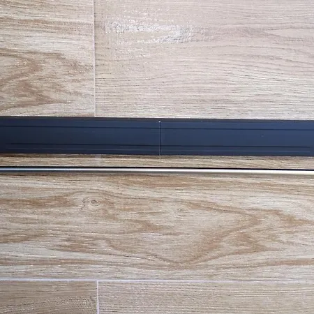 Ξενοδοχείο Valmar Εξαμίλιο