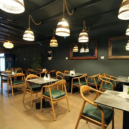 Valmar Hotel