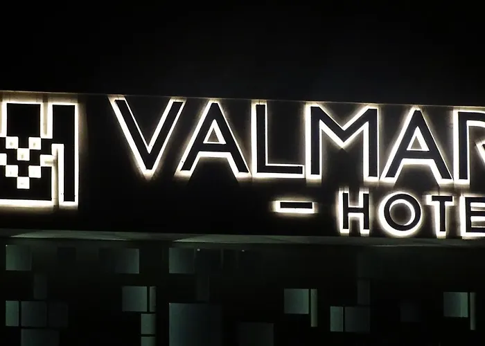 Valmar 호텔 4*